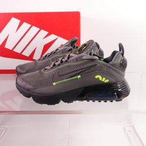 NEW Nike Air Max 2090 Sneakers DB2615-001 RARE